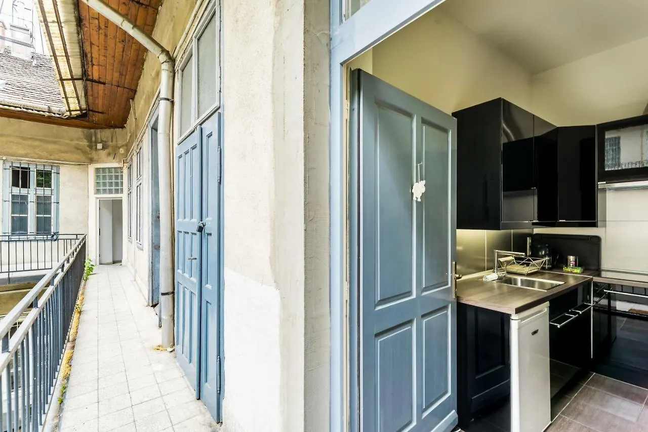 Treasure Box - Entire Apartment In The Center Budapest Hungary